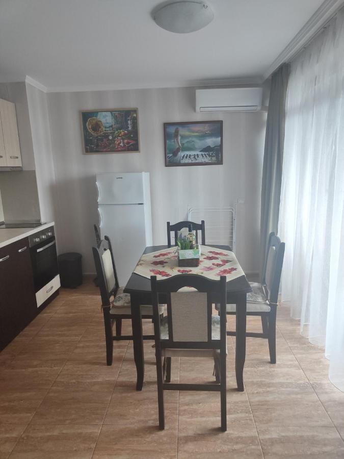 Jacky'S Apartament - Апартамент В Свети Влас Dış mekan fotoğraf